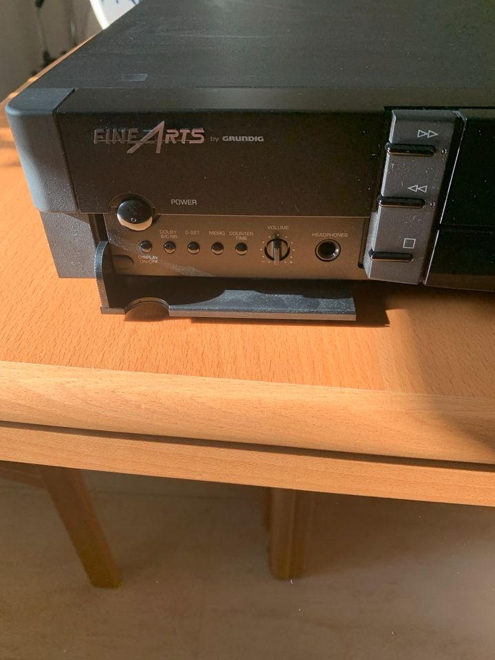 Grundig FineArts CF-4 Stereo Cassette Deck in Klötze