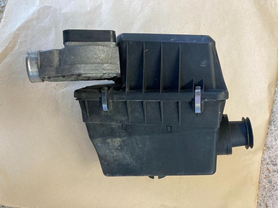 BMW E36 316i Luftmengenmesser Luftmassenmesser Luftfilter in Adenau