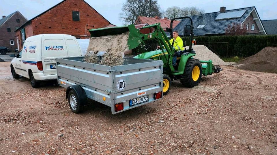 Arbeiten mit Kleintraktor und Weideschleppe! in Friesoythe