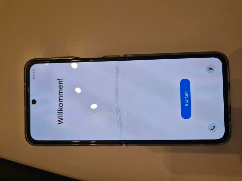 Samsung Galaxy Z Flip 3 in Denzlingen