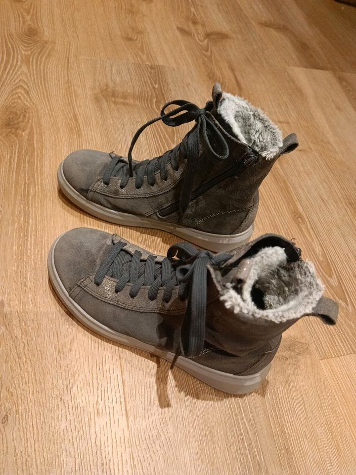 Winterstiefel Gr. 36 von superfit in Gutach