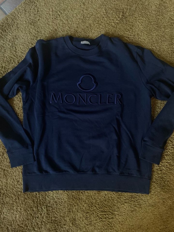 Original Moncler Pullover 3xl neuwertig in Borken