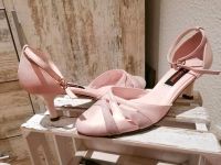 Pumps mit Riemchen rosa Gr. 40 Brandenburg - Wittstock/Dosse Vorschau