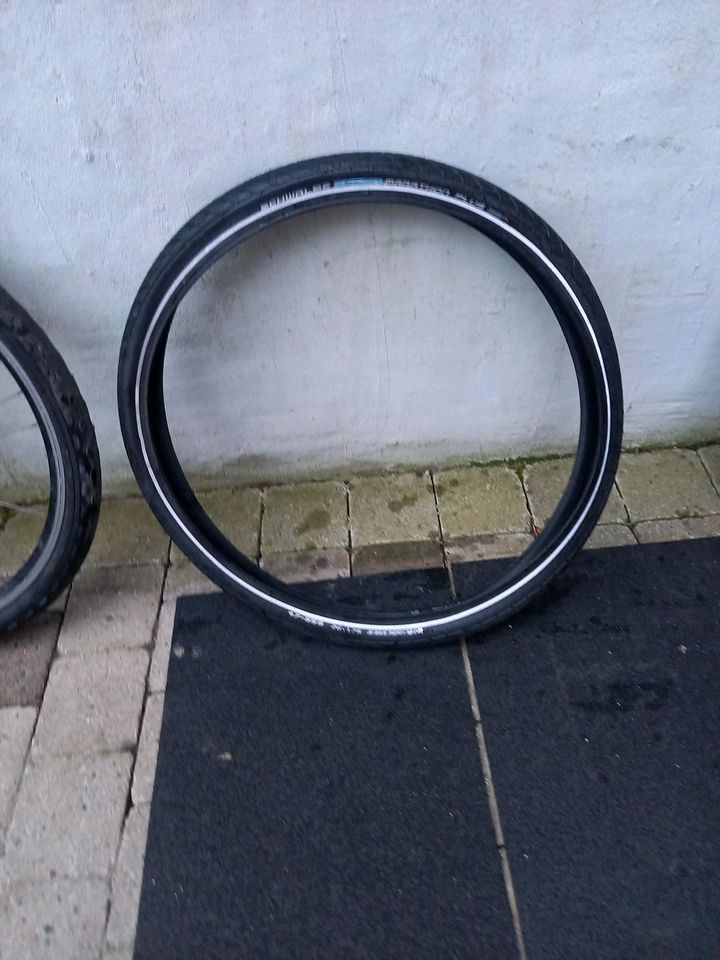 26 Zoll Vorderrad mit Nabendynamo + Schwalbe Marathon plus NEU in Senden