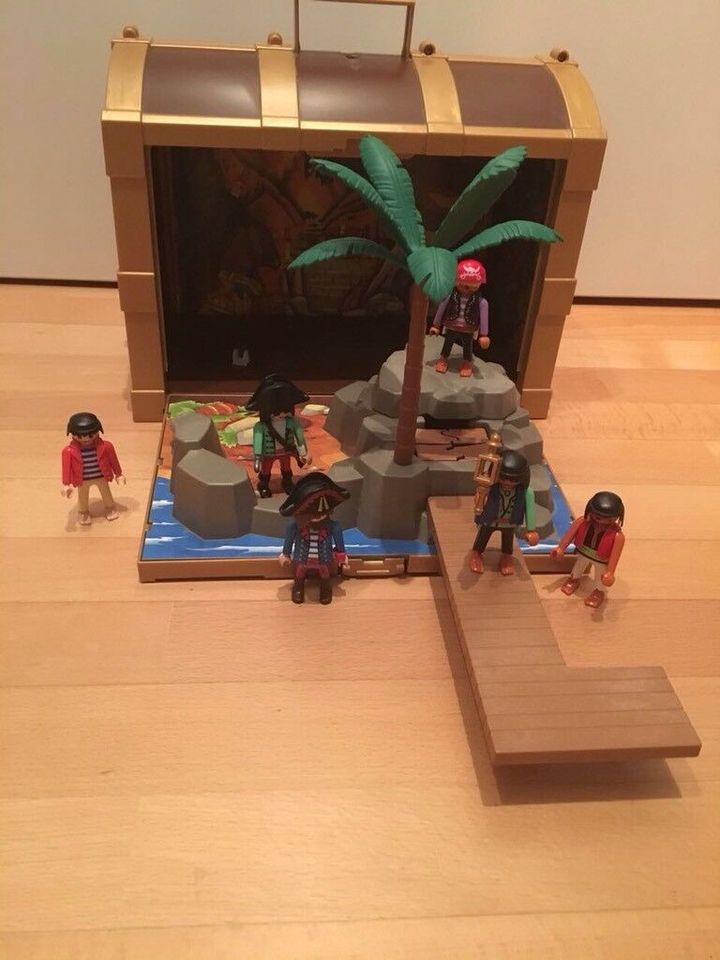 Playmobil Pirateninsel in Schatztruhe tragbar mit Erweiterung in Hennef (Sieg)