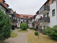 Gemütliche 5-Raum-Wohnung im Erdgeschoss mit Balkon, Garagen und Stellplatz auf Wunsch Thüringen - Weida Vorschau