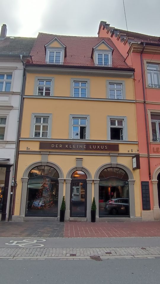 Hinter historischer Fassade - Neubau mit modernen Räumen in Bamberg