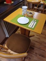 Tische und Stühle für Gastro / Cafe / Kantiene Baden-Württemberg - Freiburg im Breisgau Vorschau