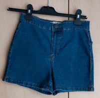 kurze Damen Hose Jeans Hotpants Shorts Gr. 36 S Brandenburg - Liebenwalde Vorschau