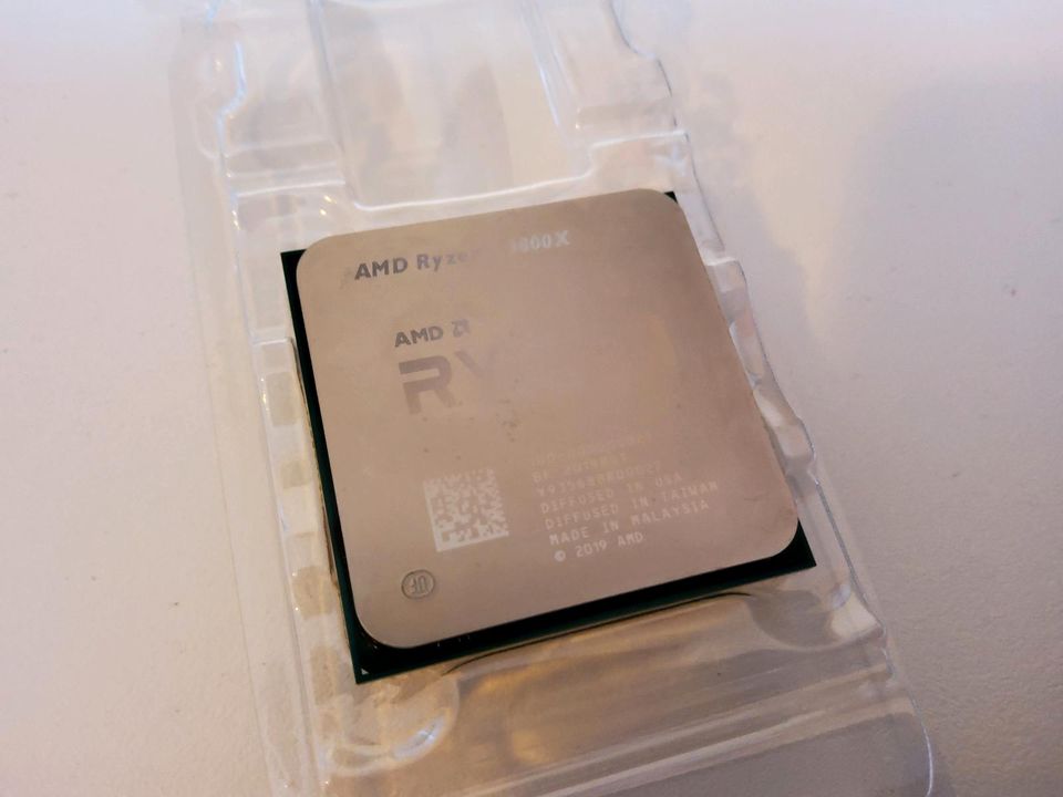 AMD Ryzen 7 3800X  mit AMD RGB Lüfter in Leipzig