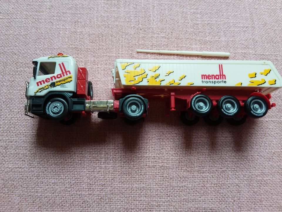 Herpa Scania Menath Transporte Kipperzug / Lkw Modell 1:87 in Penzberg