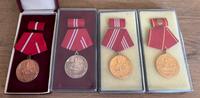 4x DDR Medaille Treue Dienste Kampfgruppe Sachsen - Oederan Vorschau