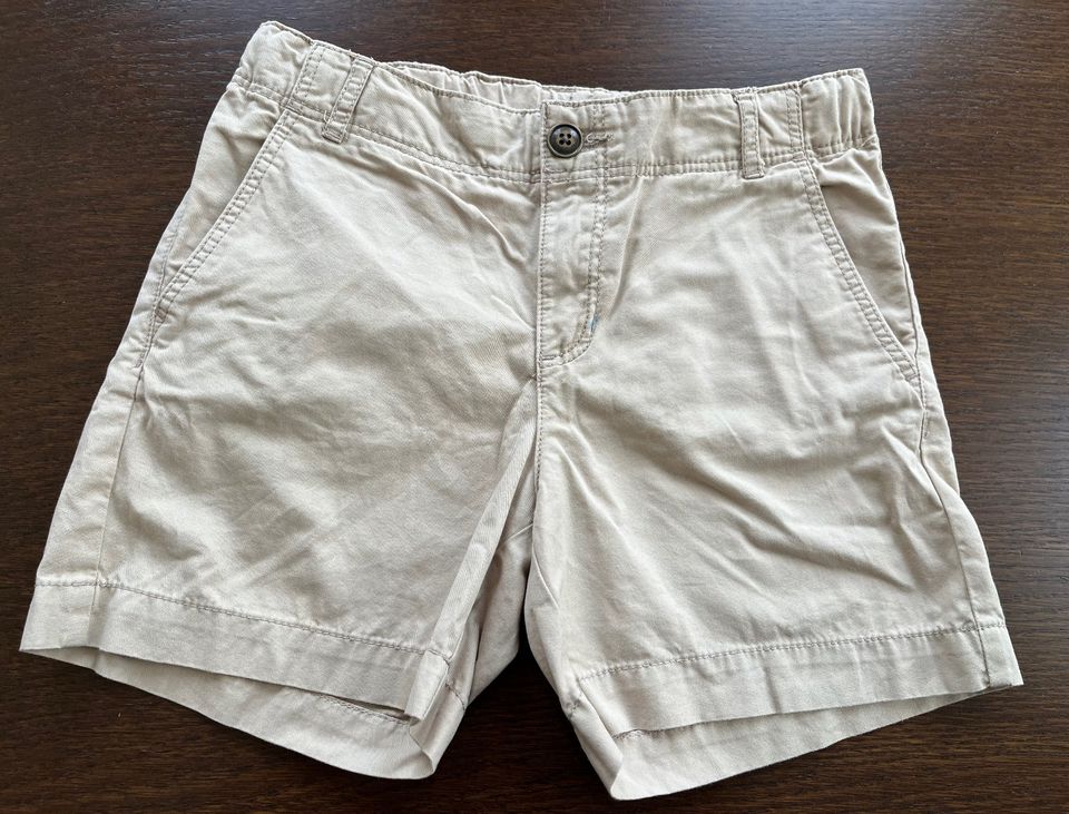 H&M Shorts beige Gr. 140 in Bremen