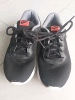 Nike Sneaker Gr.37.5 Rheinland-Pfalz - Oppenheim Vorschau