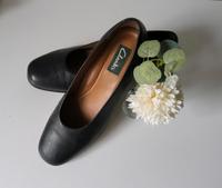 Top Clarks Schuhe Leder Schwarz Gr. 39 Bayern - Heilsbronn Vorschau