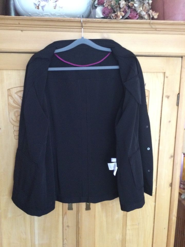 Ulla Popken sommerlich leichte Jacke, schwarz, Größe 48 in Hamburg