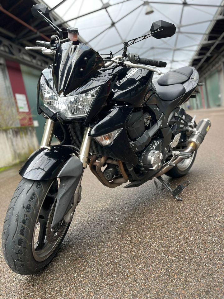 Motorrad KawasakiZ1000 in Saarbrücken