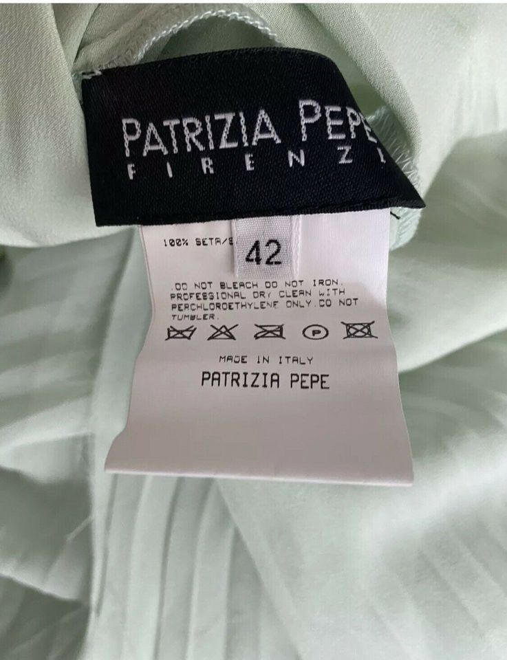 Patrizia Pepe Seide Seidenrock Minze pastelgrün it.42  d.g 36 in Mainz