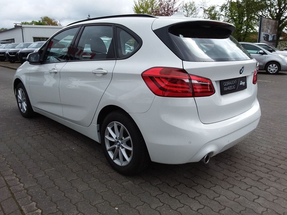 BMW Active Tourer 218i * Navi*SHZ*Kamera*AHKabn. in Bünde