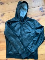 Jacke in Lederoptik Lederjacke von Zara Größe L schwarz Berlin - Treptow Vorschau