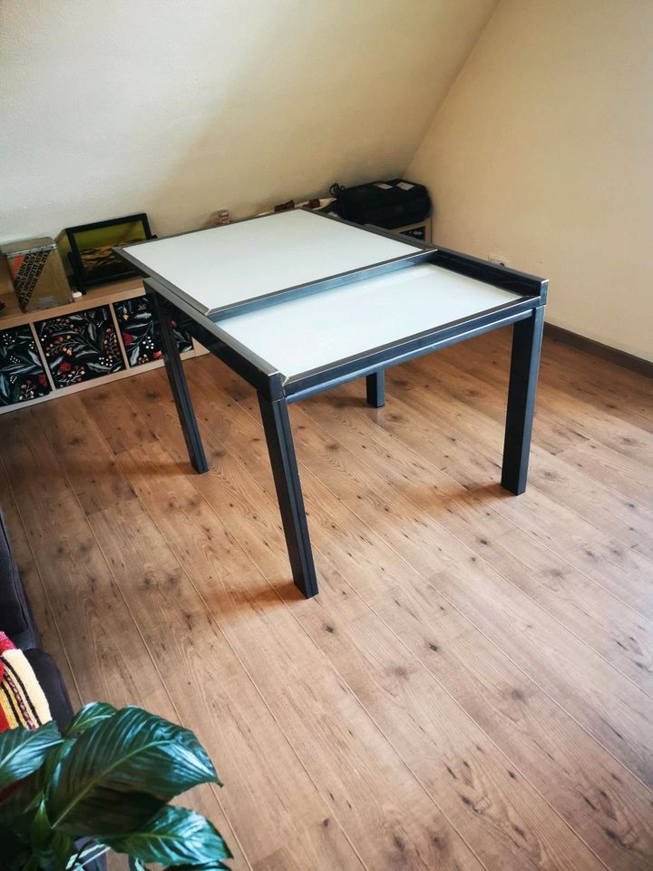 Arthur Spinder Esstisch Metall Glas ausziehbar 90x90cm 180cm in Bayern -  Augsburg | eBay Kleinanzeigen ist jetzt Kleinanzeigen