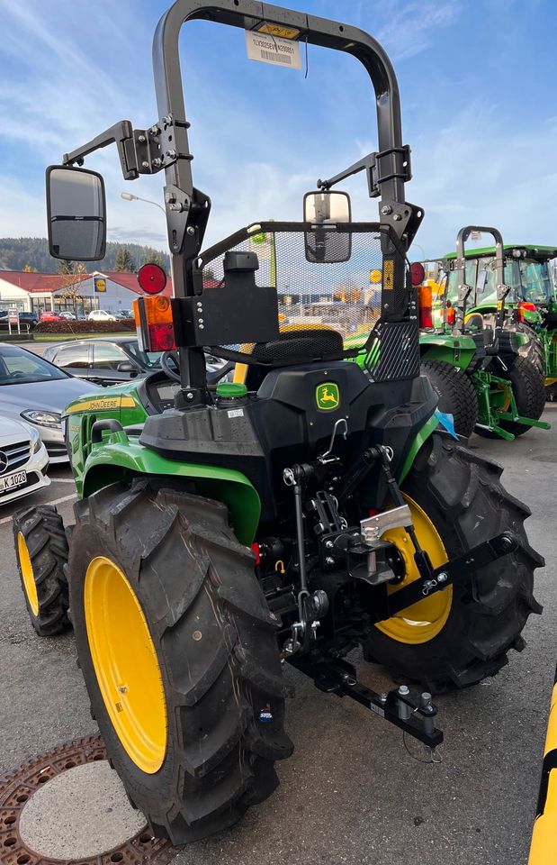 John Deere 3025E Kompakttraktor *NEU* in Immendingen