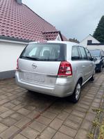 Opel Zafira 1.6 2009 Niedersachsen - Oldenburg Vorschau