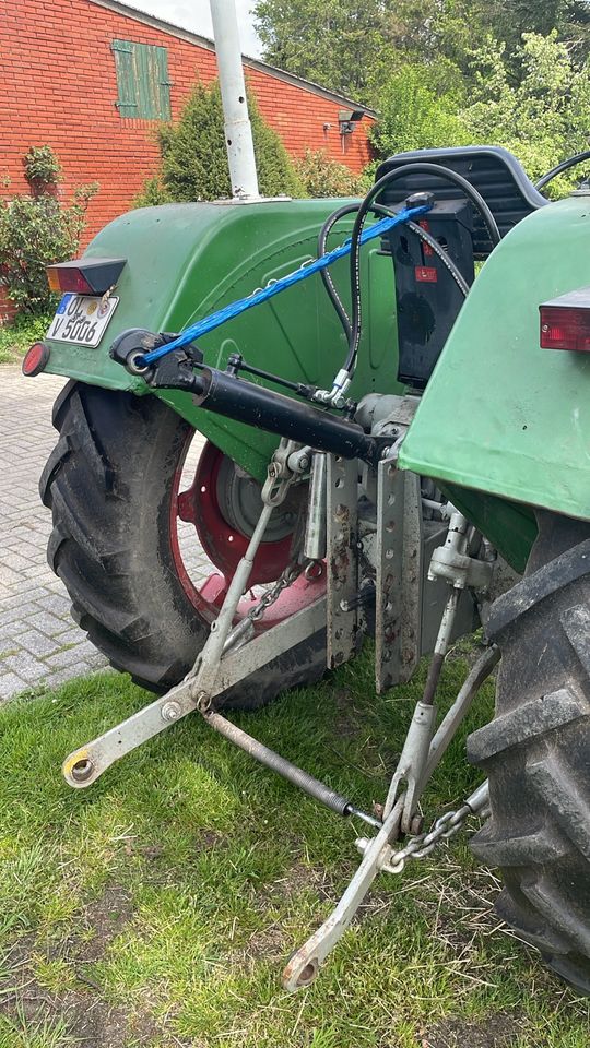 Deutz 5006 Strautman 2 Seitenkipper in Wardenburg