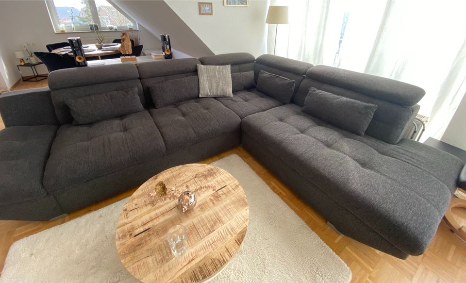 Stylische Couch in Tangstedt