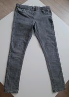 Jeans Vertbaudet grau 150 (146/152) Mädchen Versand 2,75 € Bayern - Kitzingen Vorschau