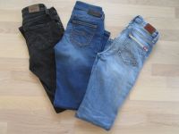 Biete sehr gepflegte Jeans-Hosen Mustang Gr. W 25 Berlin - Spandau Vorschau