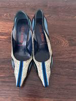 Miu Miu Pumps Leo Optik blau Lack Gr 38, Top Zustand Hamburg-Mitte - Hamburg St. Georg Vorschau