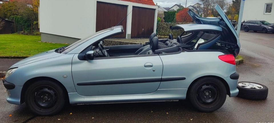 Peugeot 206 cc Cabrio in Kuchen