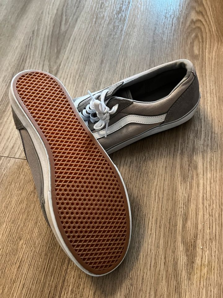 Vans, grau, Größe 40 in Altenstadt