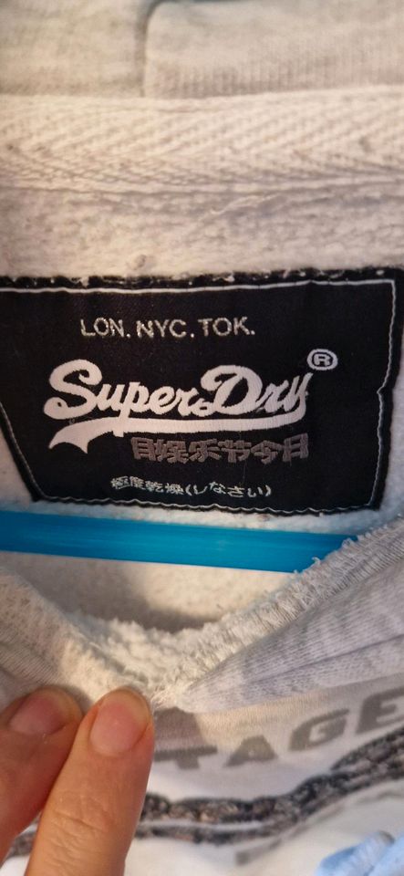 Superdry Sweatshirt mit Kapuze Farbe grau Größe  40 in Hamm