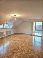 Außergewöhnliche 3-Zimmer-Dachgeschoss-Wohnung mit Balkon, Stellplatz und Einzelgarage Baden-Württemberg - Spraitbach Vorschau