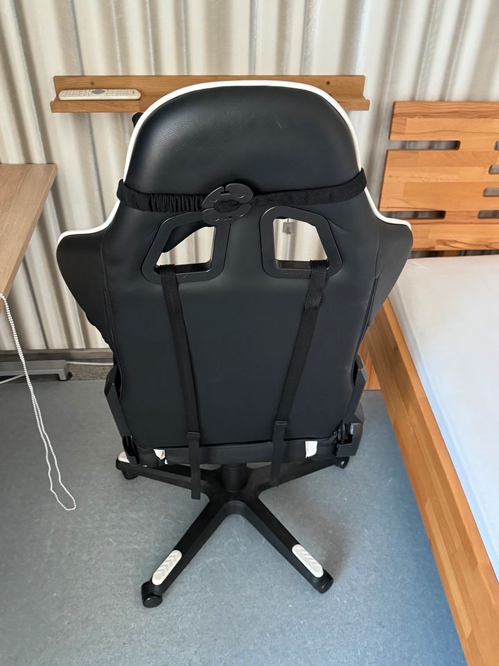 DXRACER Gaming Bürostuhl weiß in Braunschweig