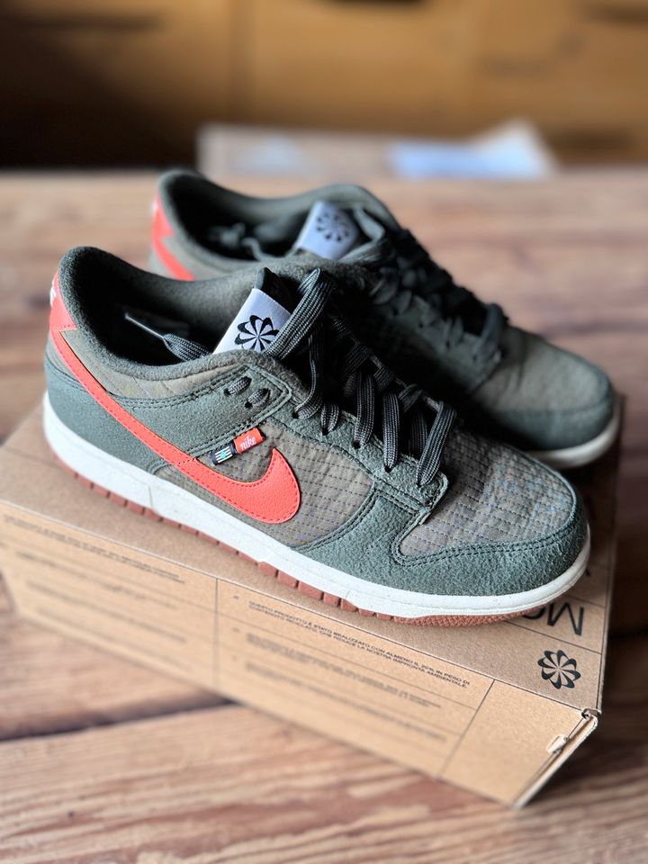 Nike Dunk Low SE, olive, Gr. 39, neu & ungetragen, OVP in Chamerau