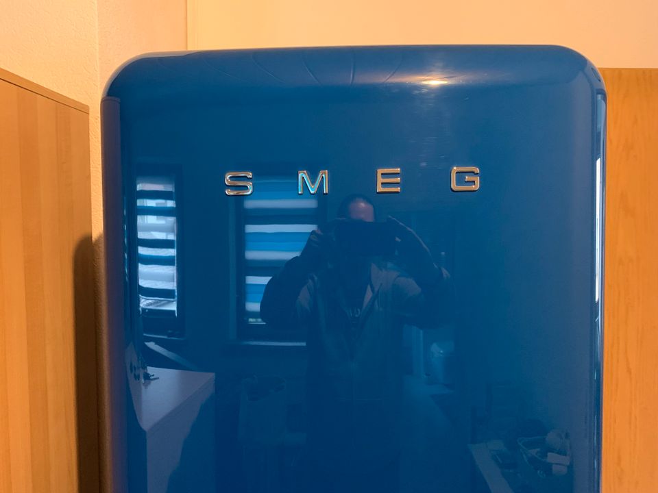 SMEG Kühlschrank Kühlgefrierkombi Retro-Style FAB32BL6 in Möhrendorf