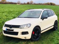 Vw Touareq 3.0 V6 TDI R-LINE AHK+LED+LM 20ZOLL Kiel - Hassee-Vieburg Vorschau