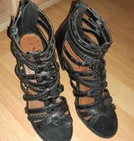 *neuwertig* Sandalen High Heels Sachsen - Hartmannsdorf Vorschau