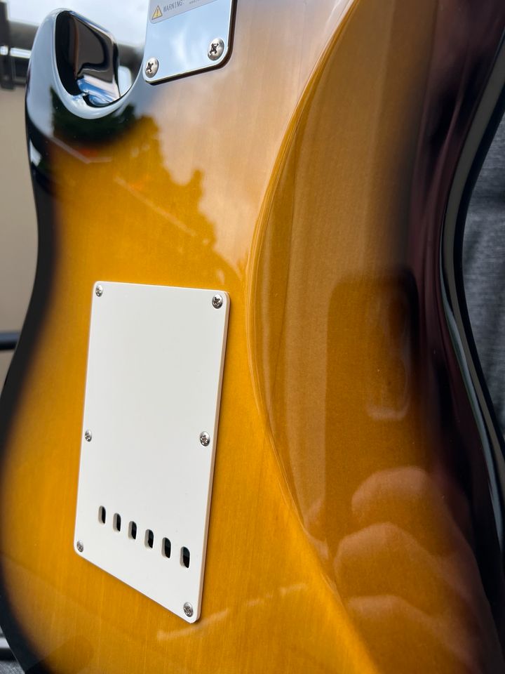 Fender JV Modified '50s Stratocaster HSS wie neu Made in Japan in Dresden