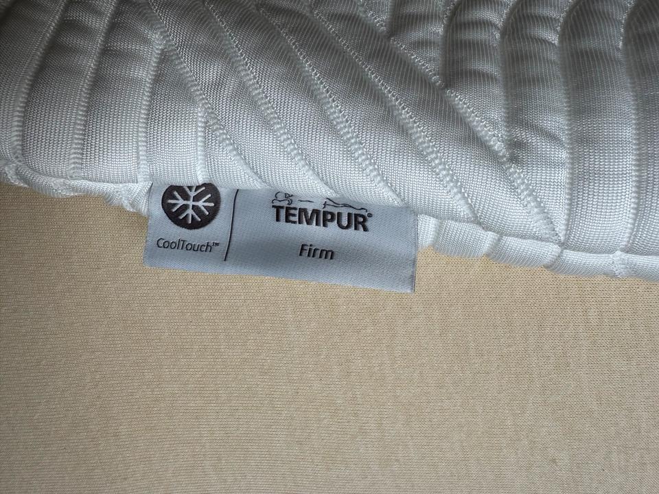 80 x 40 TEMPUR Comfort Pillow Firm with CoolTouch Kopf-Kissen in Manching