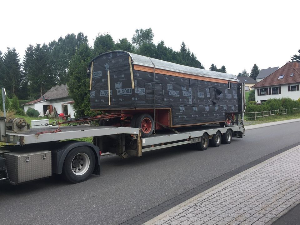 Transport Bauwagen Wohnmobil Wohnwagen Tiny House Haus in Griesheim