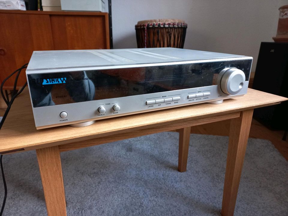 Red Star Dolby Digital Receiver AT-2300 in Garmisch-Partenkirchen