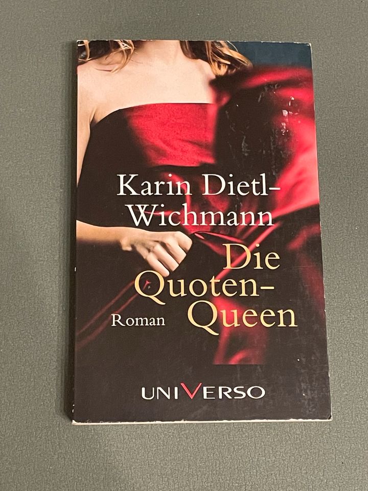 Romane / Bücher der Marke Universo in Paderborn