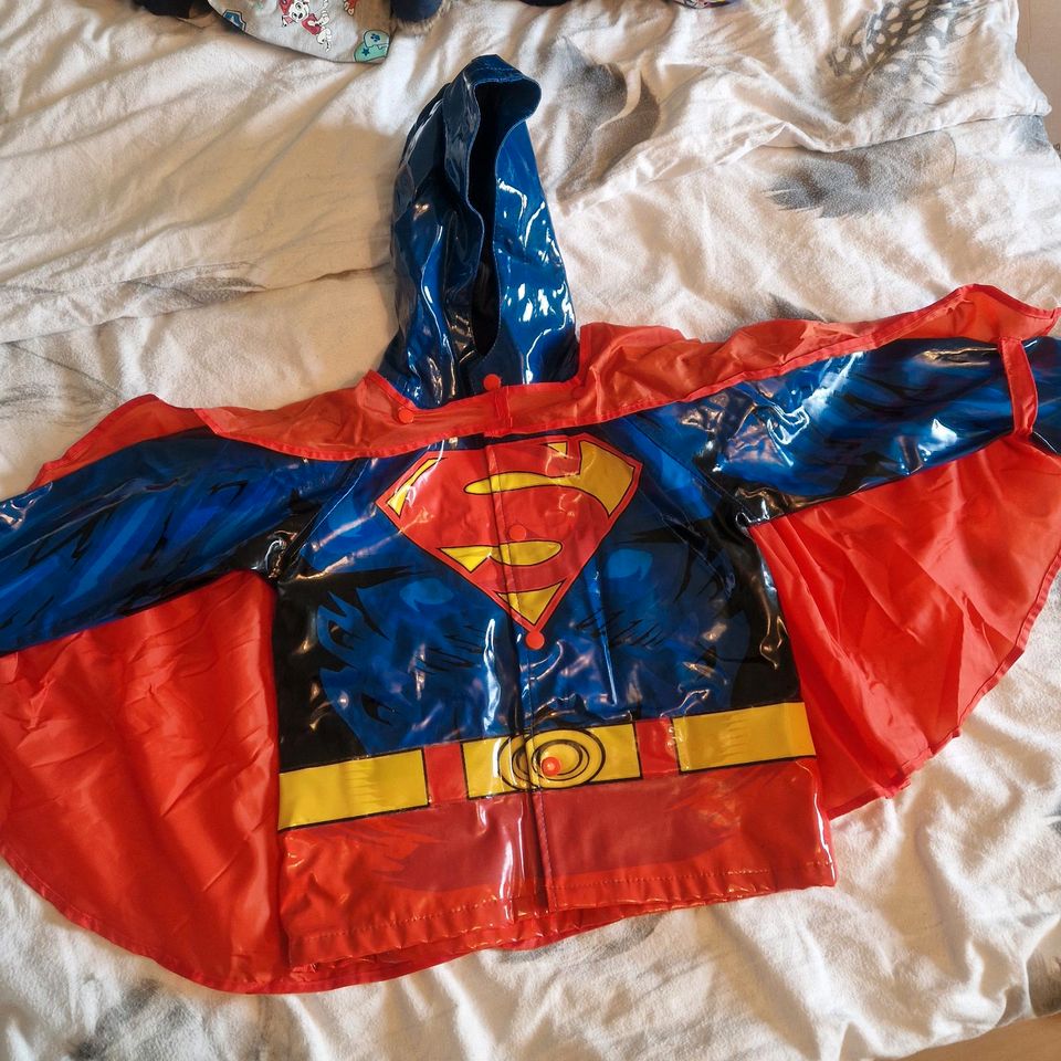 Regenjacke Regenmantel Kinder Superman gefüttert Superheld Jacke in Wacken