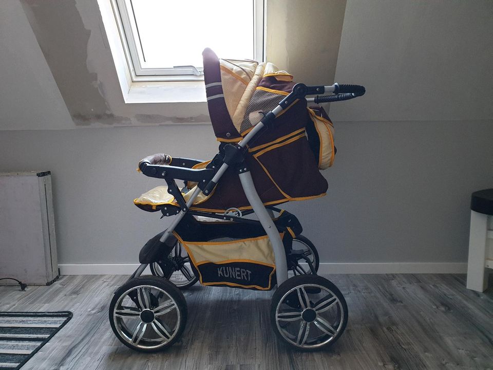 Kunert Kinderwagen, Buggy mit Babywanne, Wickeltasche, Zubehör in Altenkunstadt