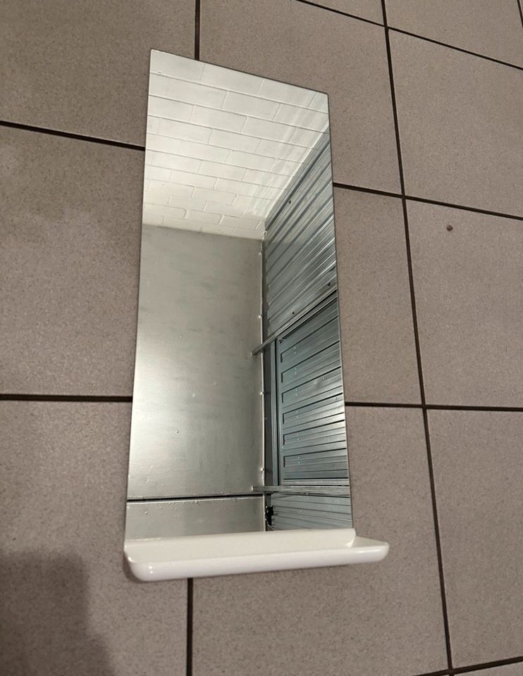 Badezimmerspiegel (25 x 59 cm) Badezimmer Spiegel weiß in Bonn