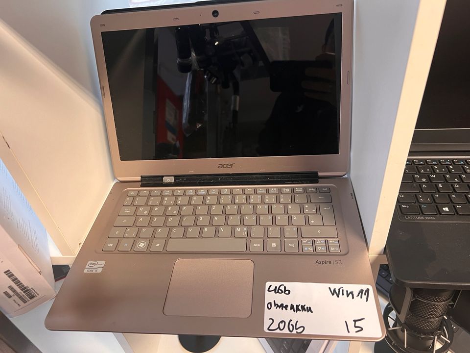 Acer Laptop I5 4gb 20GB Win11 Notebook in Kiel